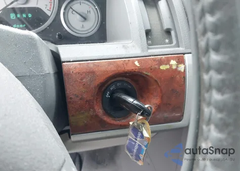 2008 Chrysler Town & Country Touring из США, поврежденный, VIN 2A8HR54P88R150333